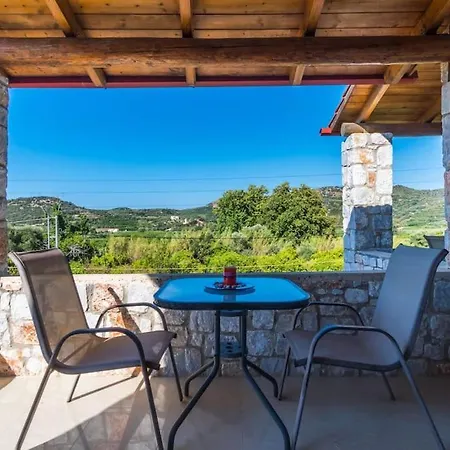 Villa Vicina - In Platanias And 4min By The La Canée