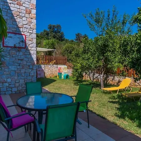 Villa Vicina - In Platanias And 4min By The