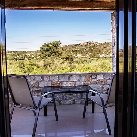 Vicina - In Platanias And 4min By The