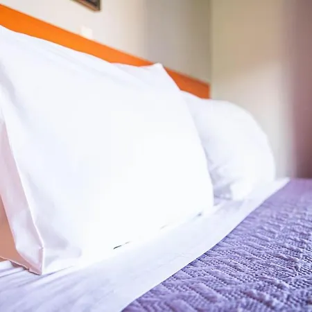 Vicina - In Platanias And 4min By The *