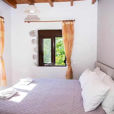 Villa Vicina - In Platanias And 4min By The *