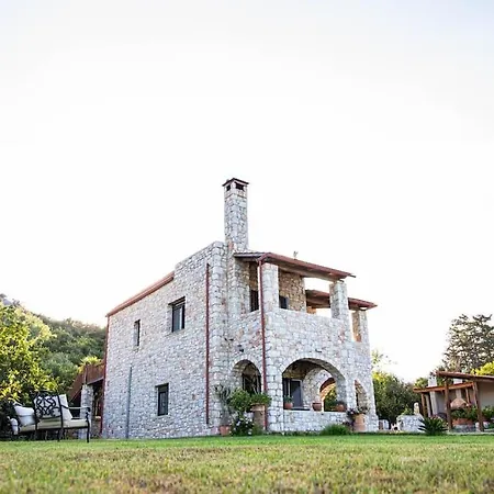 Villa Vicina - In Platanias And 4min By The