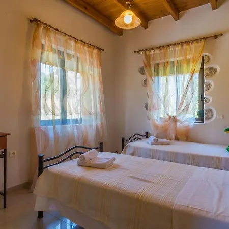 Villa Vicina - In Platanias And 4min By The *