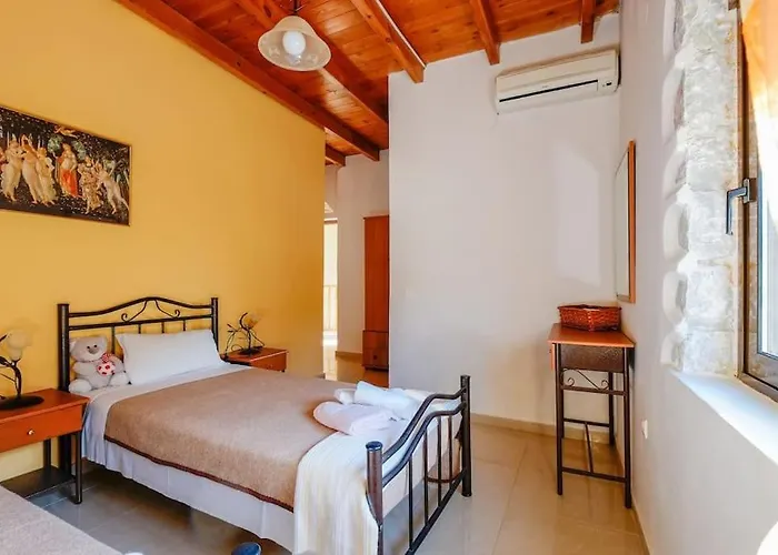 Vicina - In Platanias And 4min By The 别墅