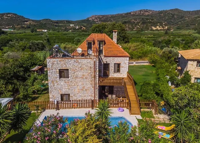 别墅 Vicina - In Platanias And 4min By The *