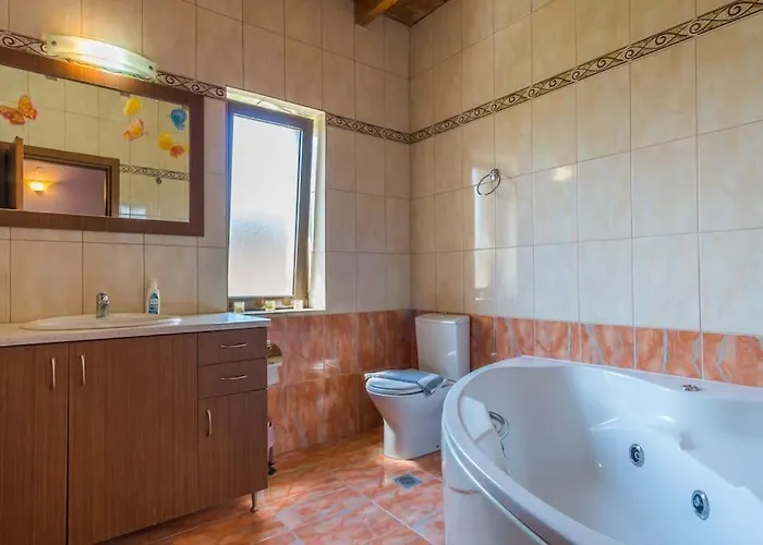 别墅 Vicina - In Platanias And 4min By The *