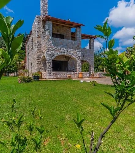 Vicina - In Platanias And 4min By The 别墅