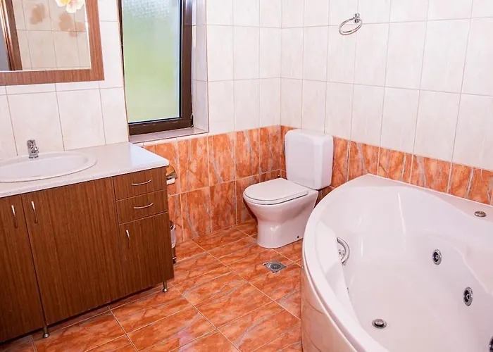 Vicina - In Platanias And 4min By The * 干尼亞