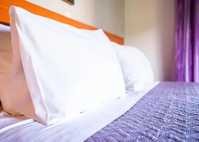 Vicina - In Platanias And 4min By The *