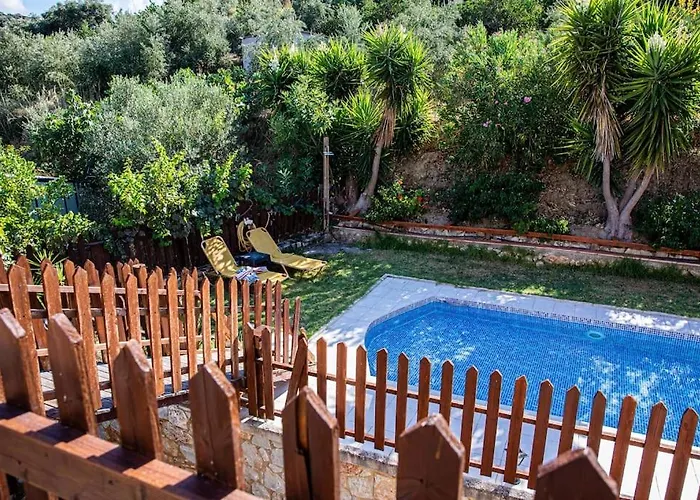 Vicina - In Platanias And 4min By The 别墅