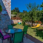 Villa Vicina - In Platanias And 4min By The