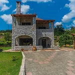 Vicina - In Platanias And 4min By The Chania (Crete)