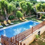 Vicina - In Platanias And 4min By The * Chania (Crete)