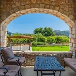 Vicina - In Platanias And 4min By The Villa Chania (Crete)