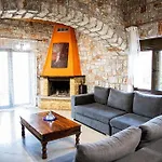 Vicina - In Platanias And 4min By The Villa Chania (Crete)