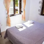 Vicina - In Platanias And 4min By The Villa *