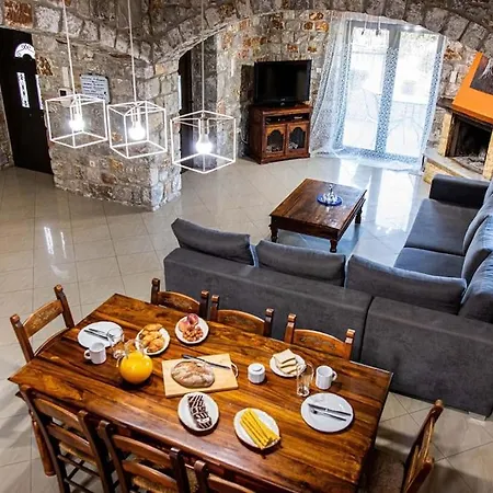 Vicina - In Platanias And 4min By The Вілла